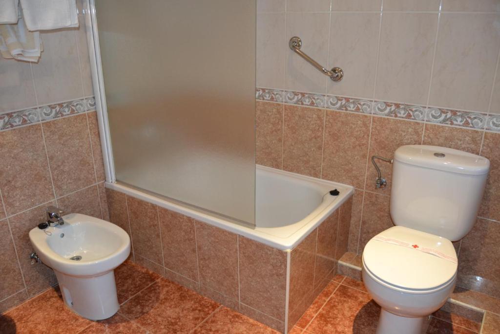 Hostal Carlos V Пуэбла-де-Санабриа Экстерьер фото